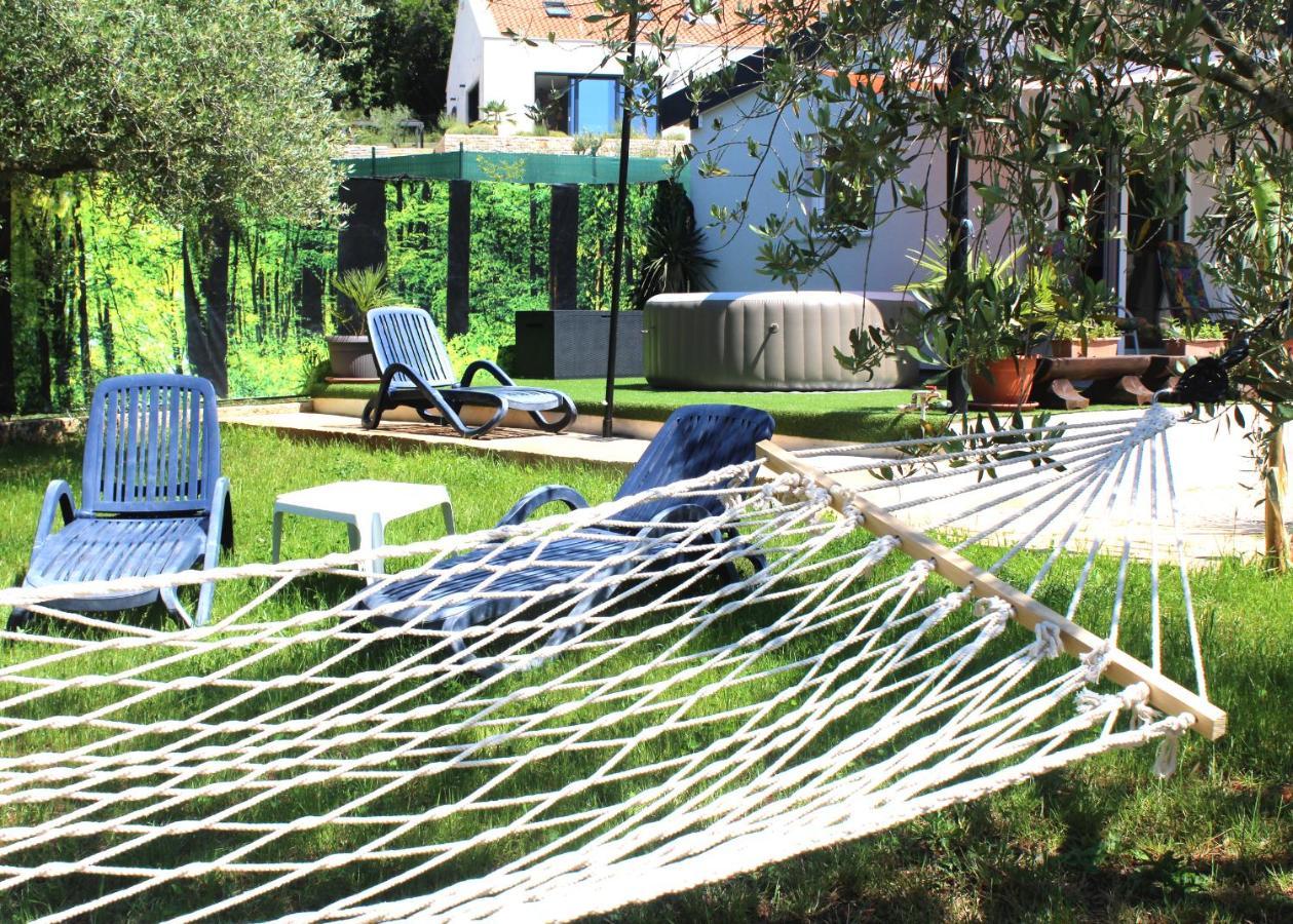 Вилла Oliven Garden Ровинь Экстерьер фото